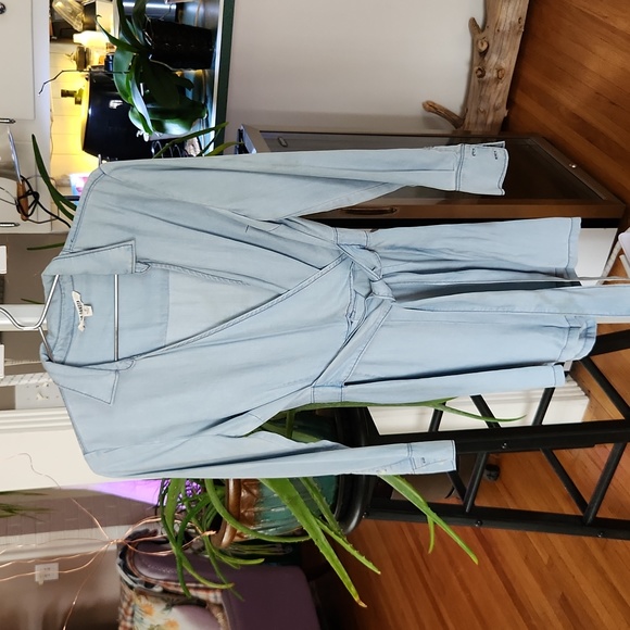 Jean Jumper - Picture 2 of 2